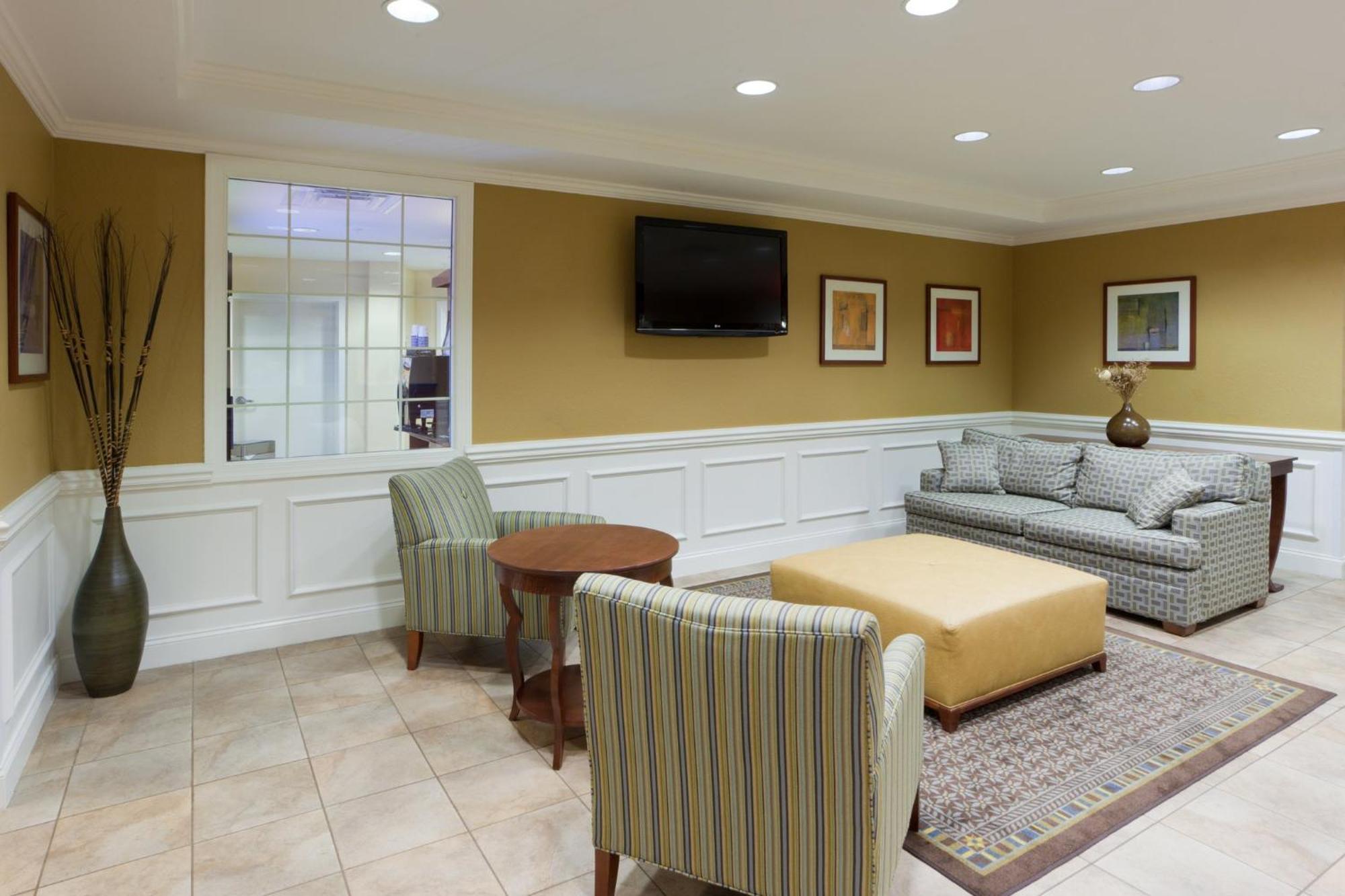 Candlewood Suites Manassas By Ihg Eksteriør billede